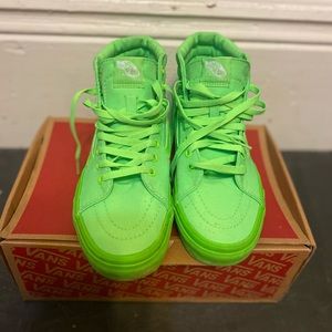 🚫SOLD🚫 Neon Green Sk8-Hi Vans (Mono Canvas)